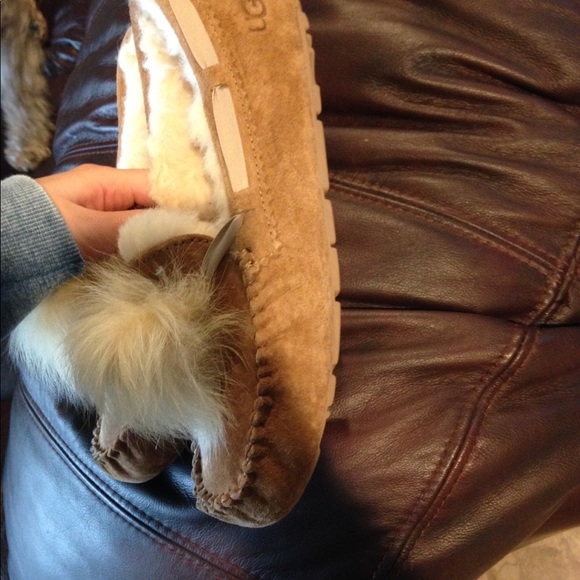 ugg slippers - Picture 2 of 4